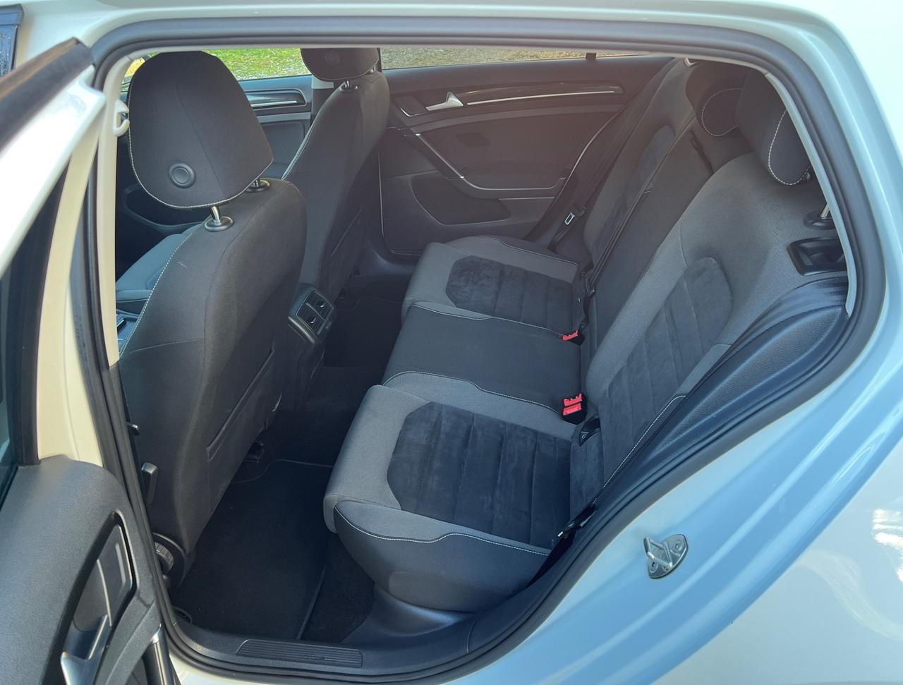 Volkswagen Golf 1.6 TDI 5p. Highline BlueMotion Technology