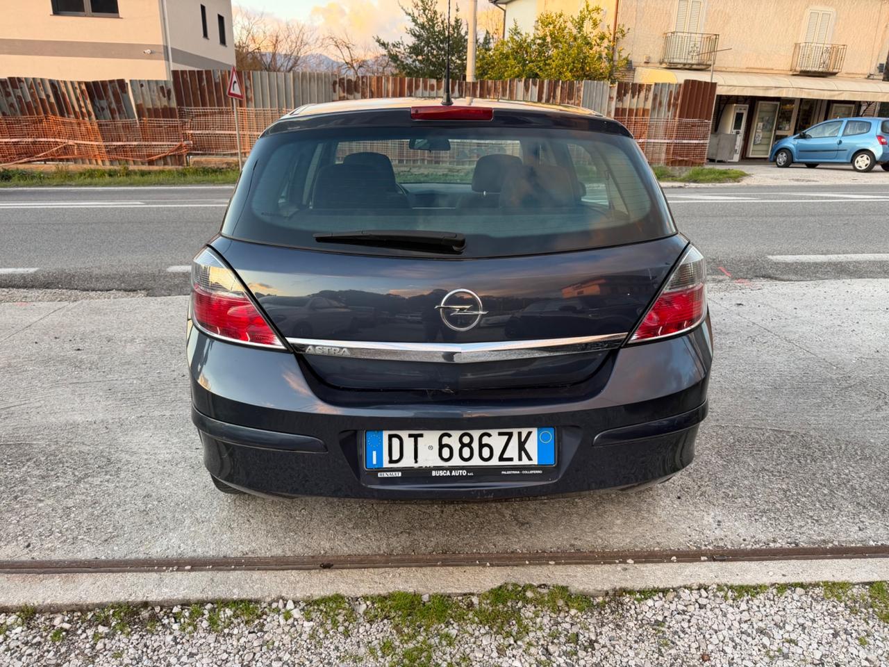Opel Astra 1.6 16V GPL-TECH 5 porte Enjoy