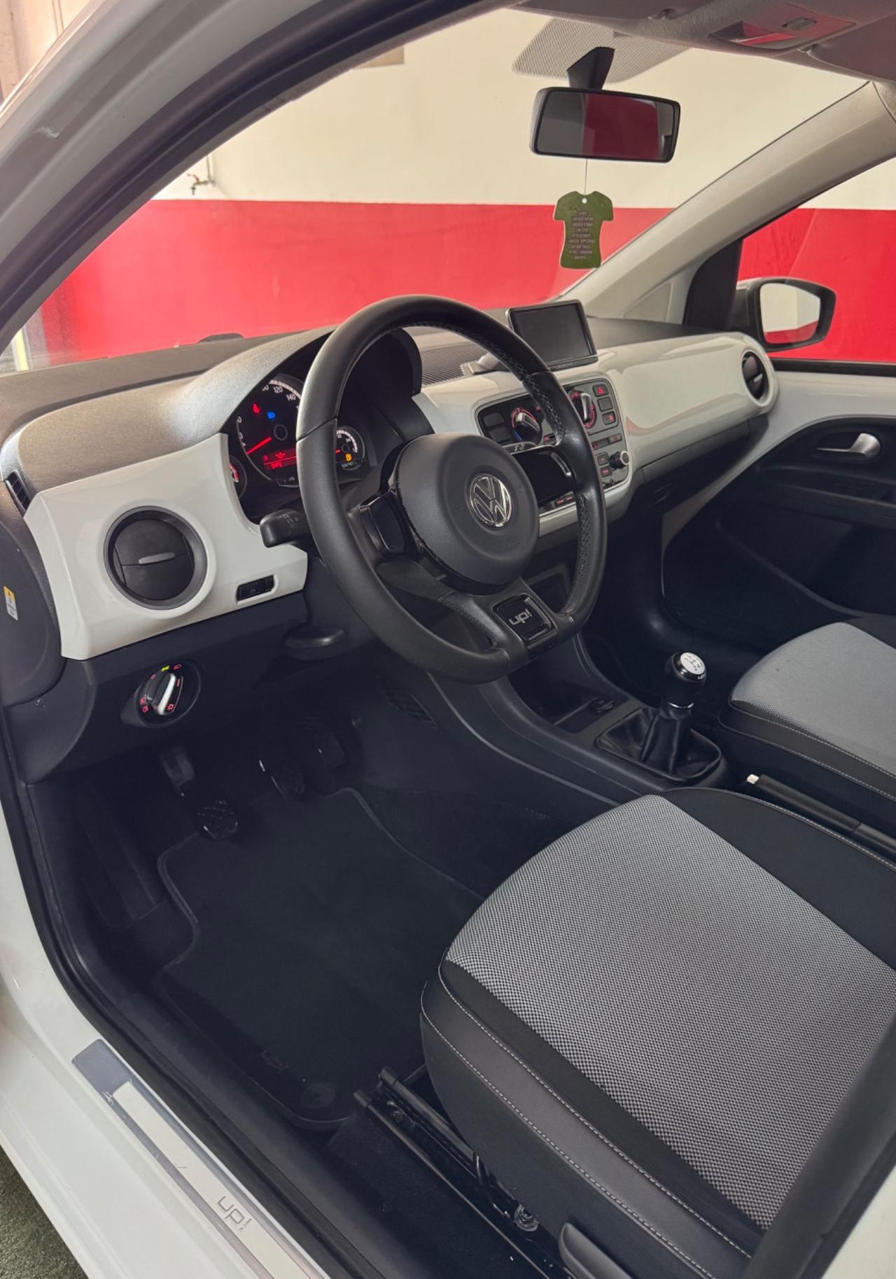 Volkswagen up! 1.0 75 CV 5p. high,110000 CHILOMETRI