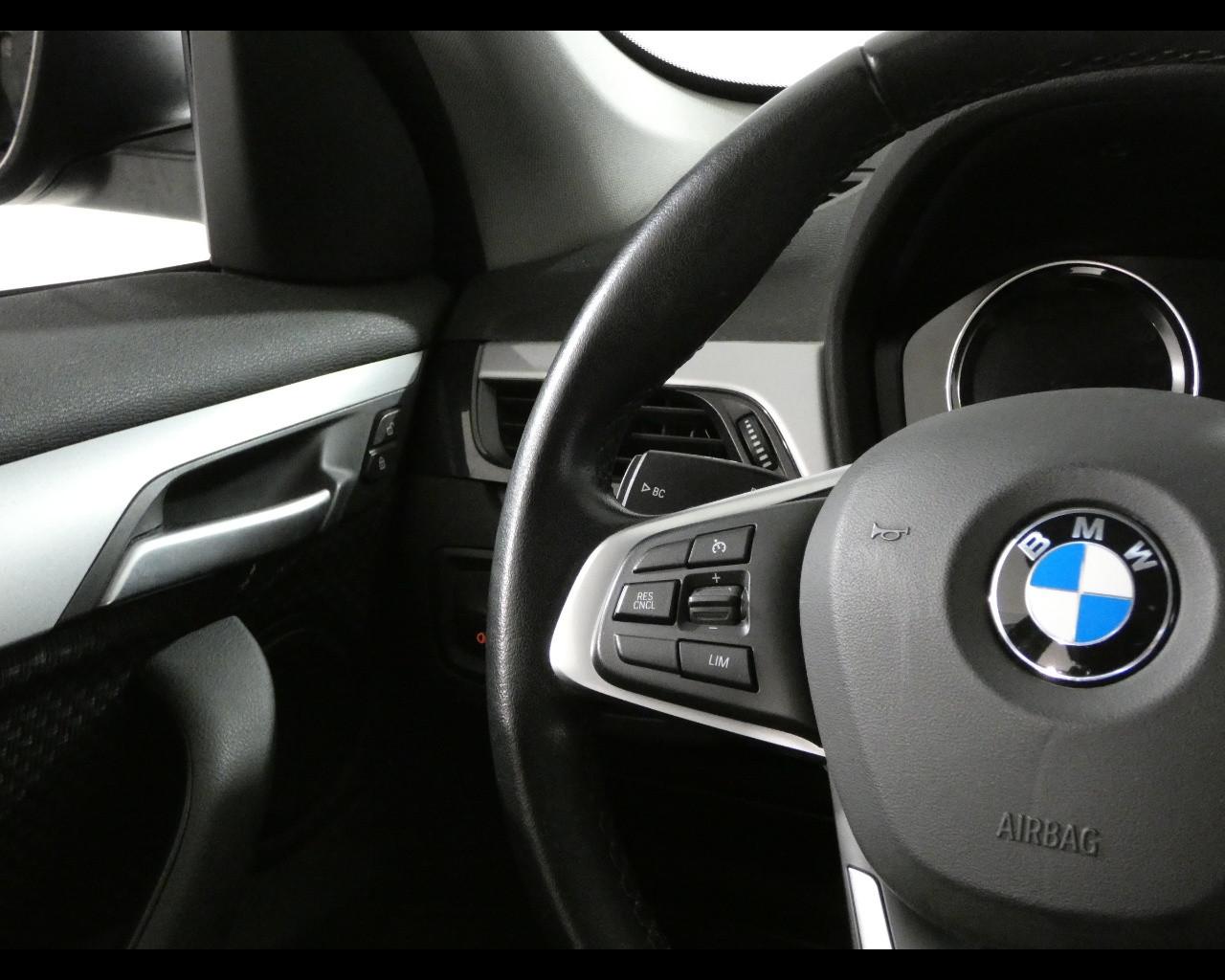 BMW X1 (F48) - X1 sDrive18d Business Advantage