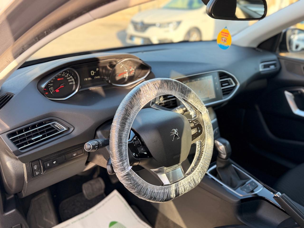 Peugeot 308 1.6 BlueHDi 120cv EAT6 Allure NAVI
