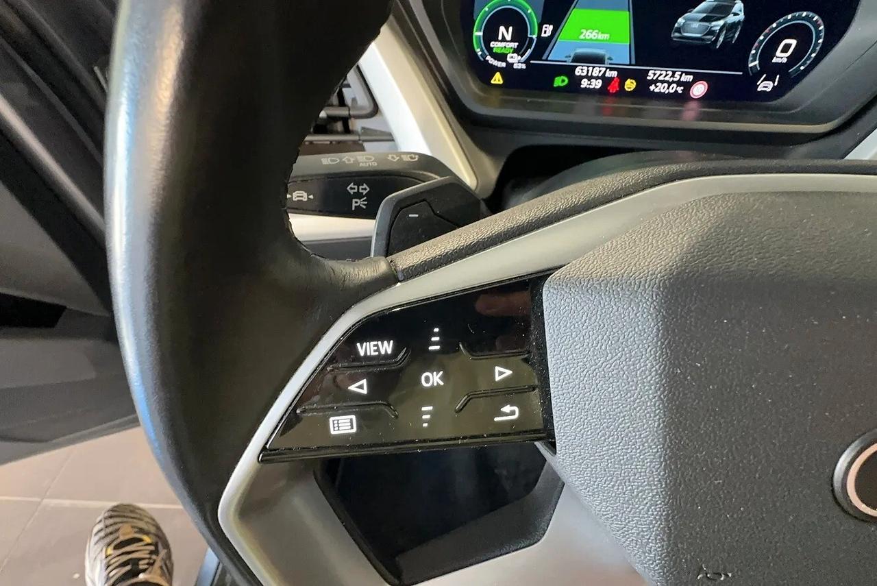 Audi Q4 40 e-tron Business Advanced