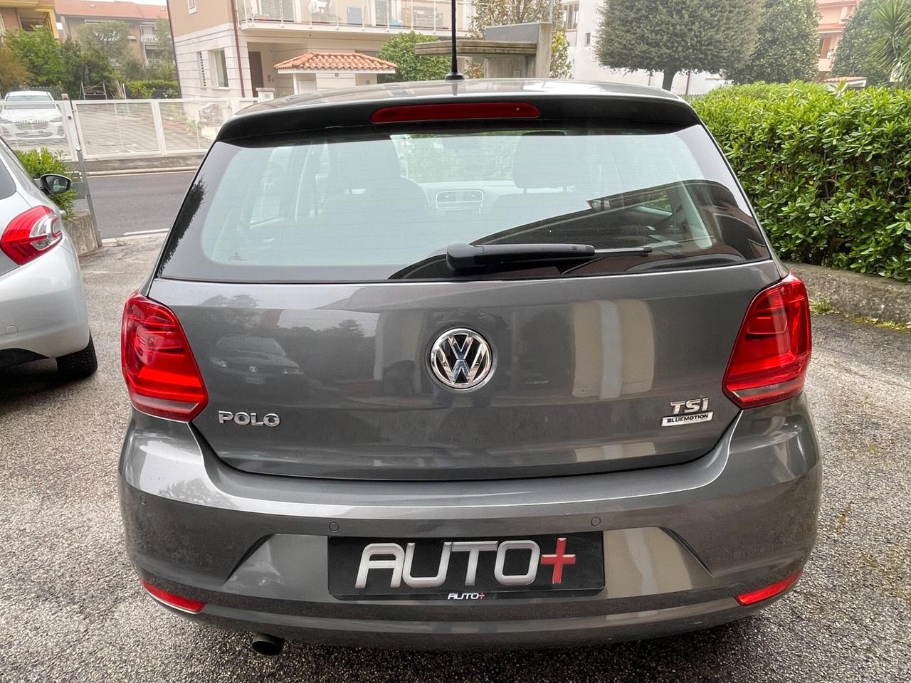 Vw Polo 1.2 TSI 5p. Comfort line solo28000km