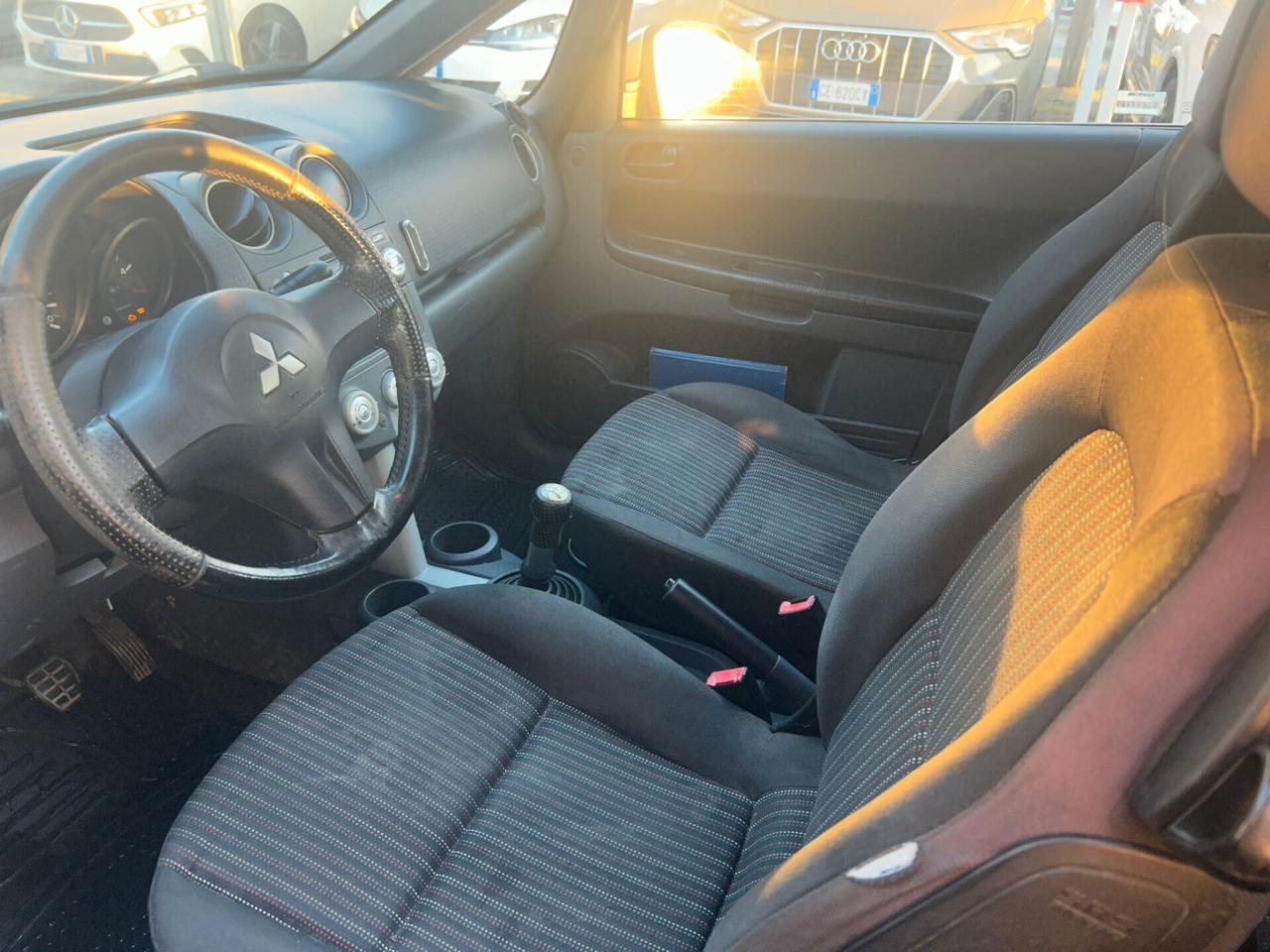 Mitsubishi Colt 1.5 DI-D 3p. Insport