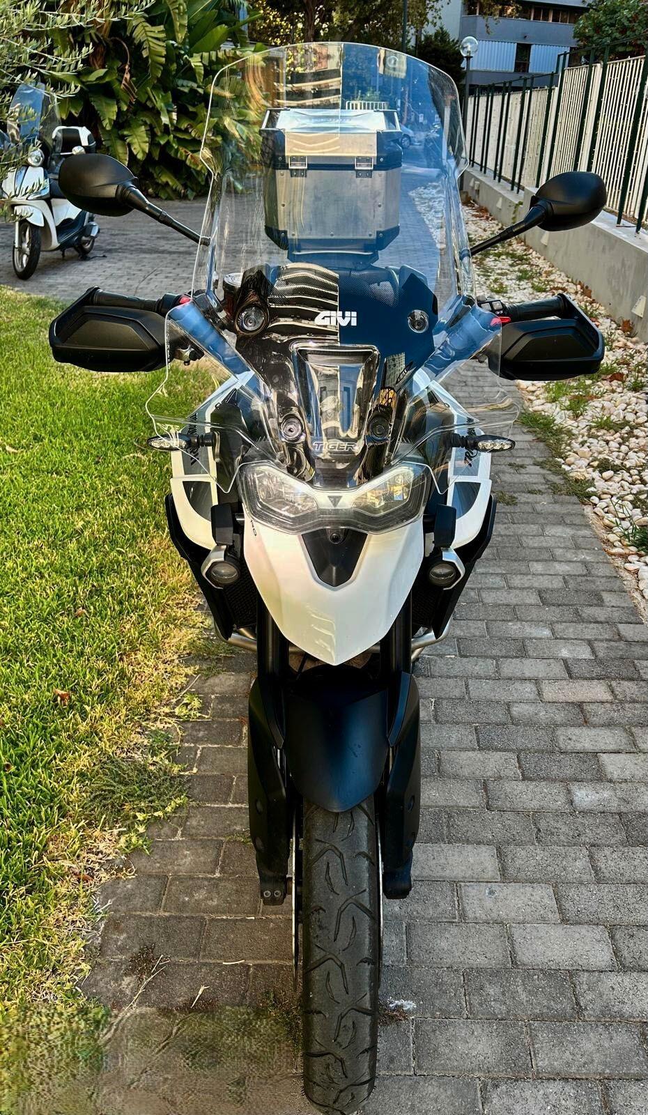 Triumph Tiger 900 GT Pro