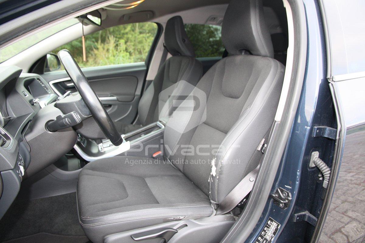 VOLVO V60 D3 Geartronic Momentum