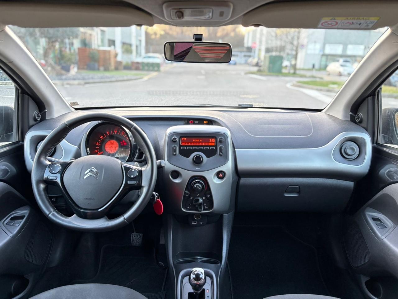 Citroen C1 VTi 68 ETG 3 porte Shine