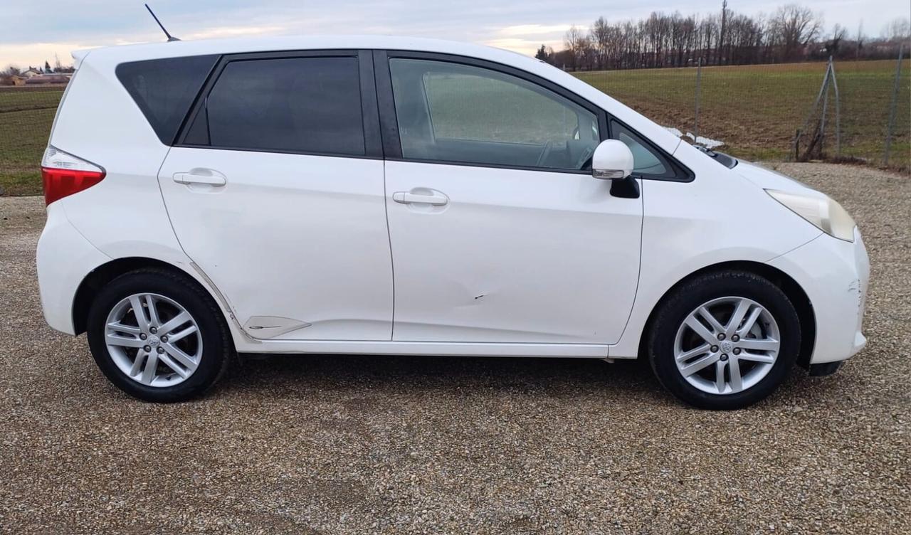 Toyota Verso-S 1.3 MT Style