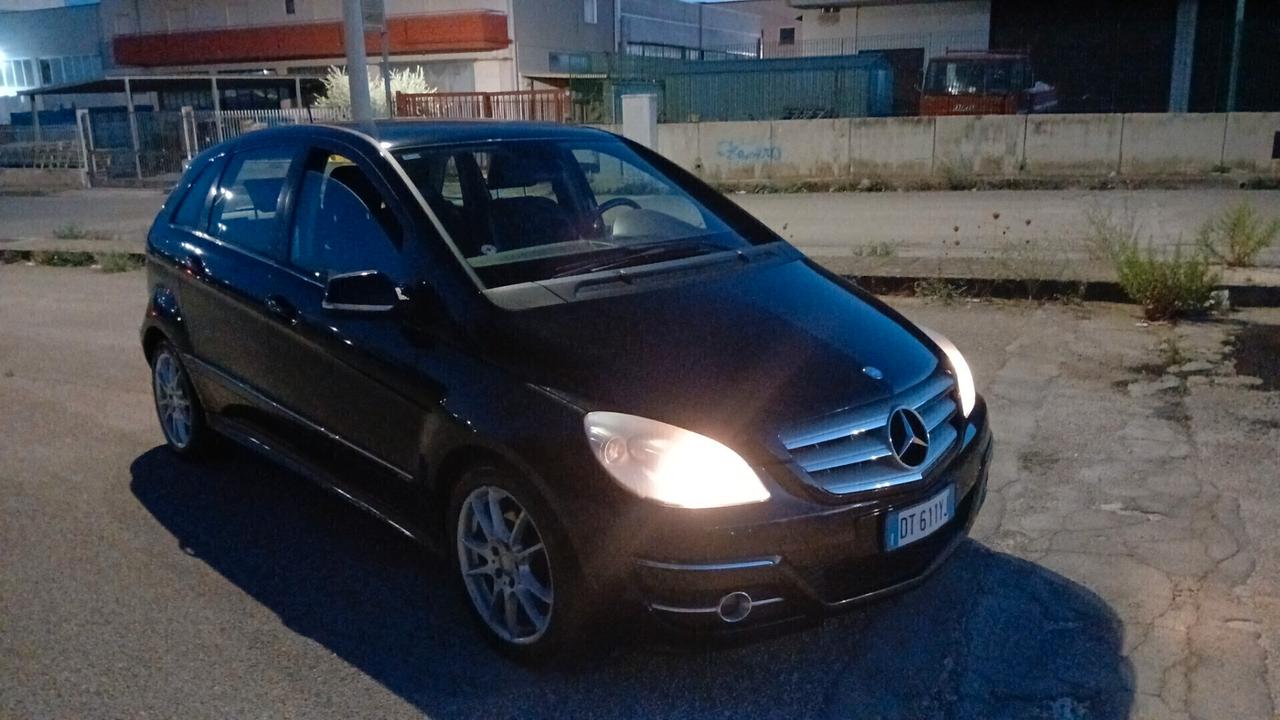 Mercedes-benz B 200 CDI Sport