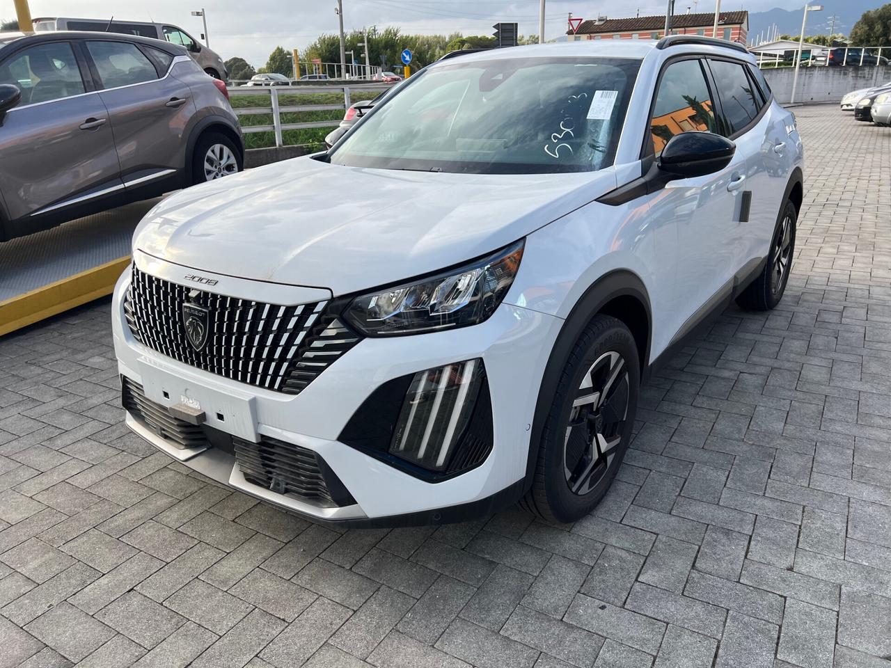 Peugeot 2008 PureTech 100 S&S Allure