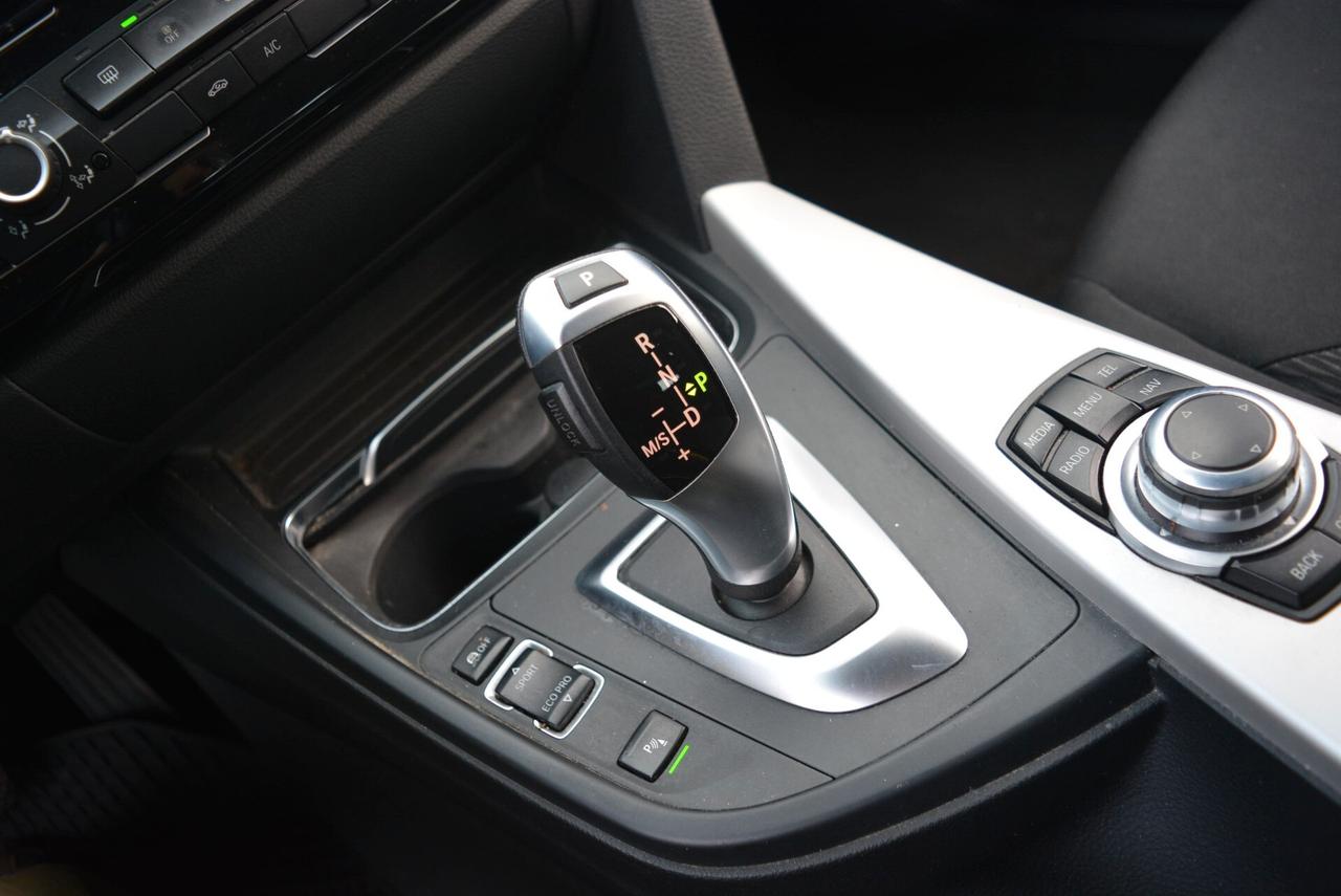 Bmw 318 318d Touring Business automatica