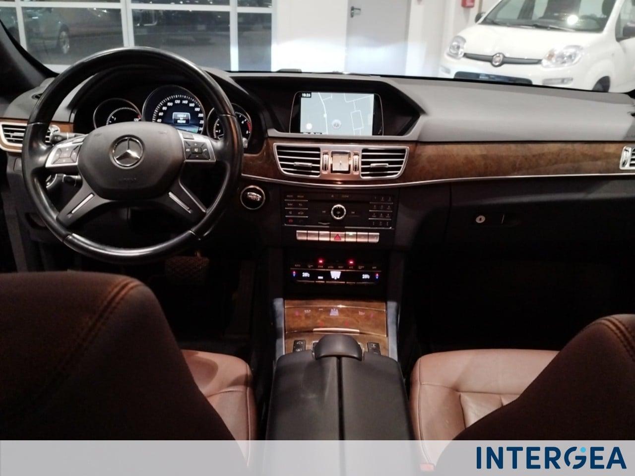 Mercedes-Benz E 350 bt Premium 252cv auto Blindata