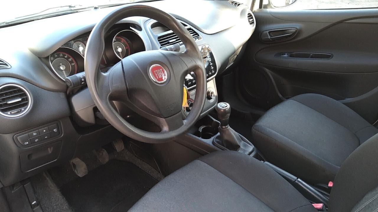 Fiat Punto 1.3 MJT II 75 CV 5 porte Street