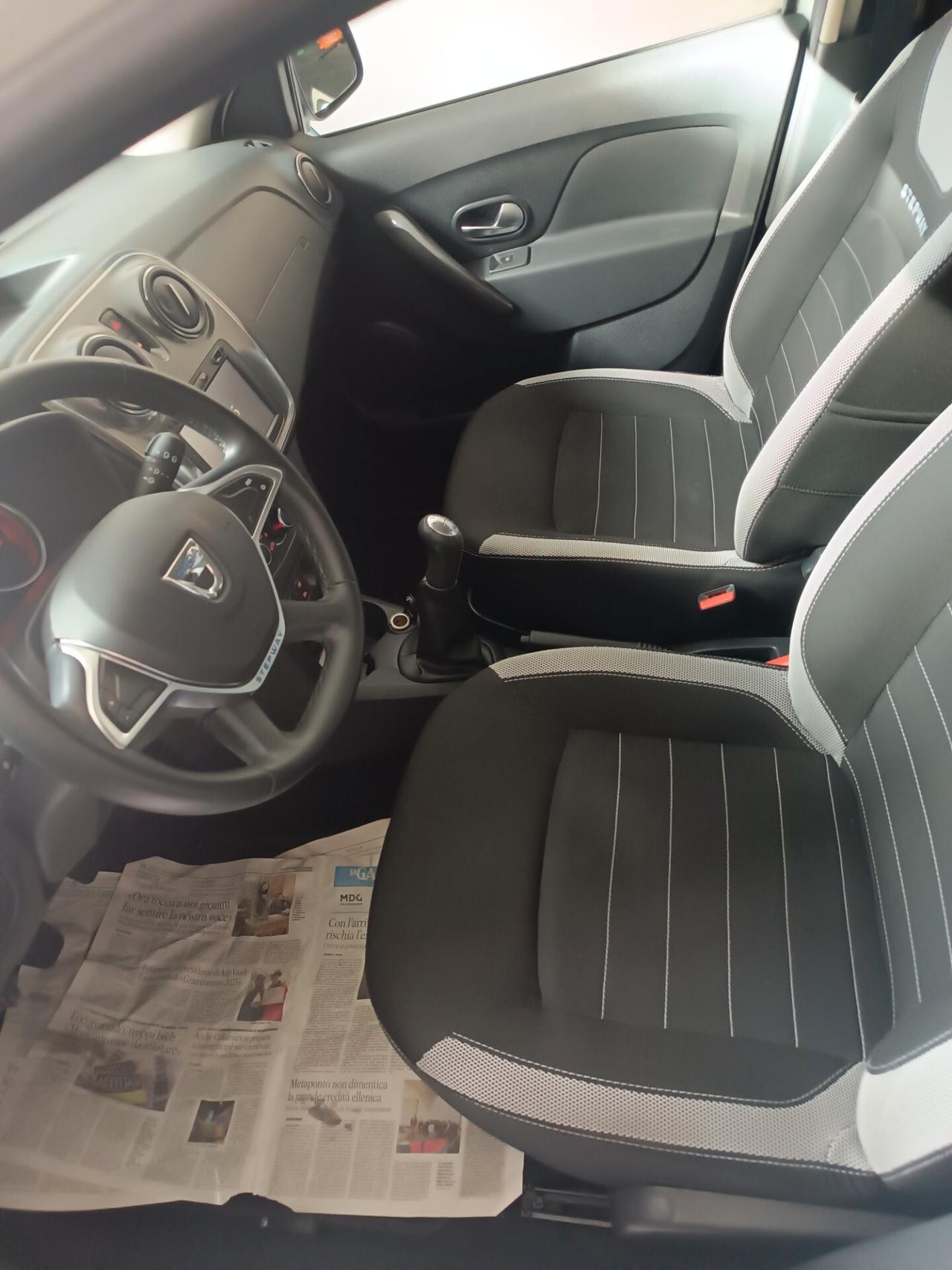 Dacia Sandero Stepway 1.5 Blue dCi 95 CV PRESTIGE NAVI CAMERA