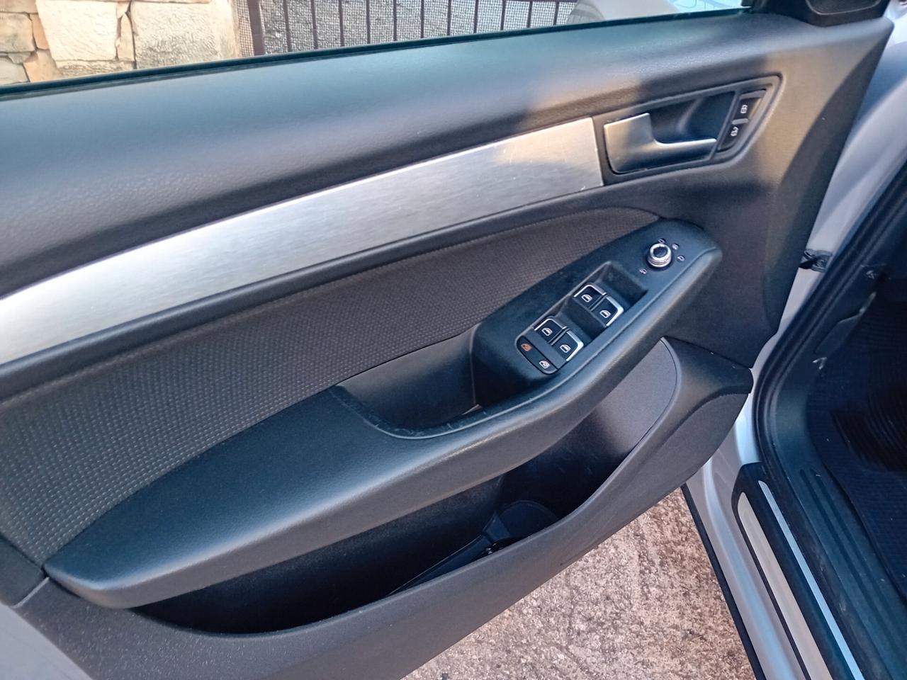 Audi Q5 2.0 TDI 177 CV quattro Sline
