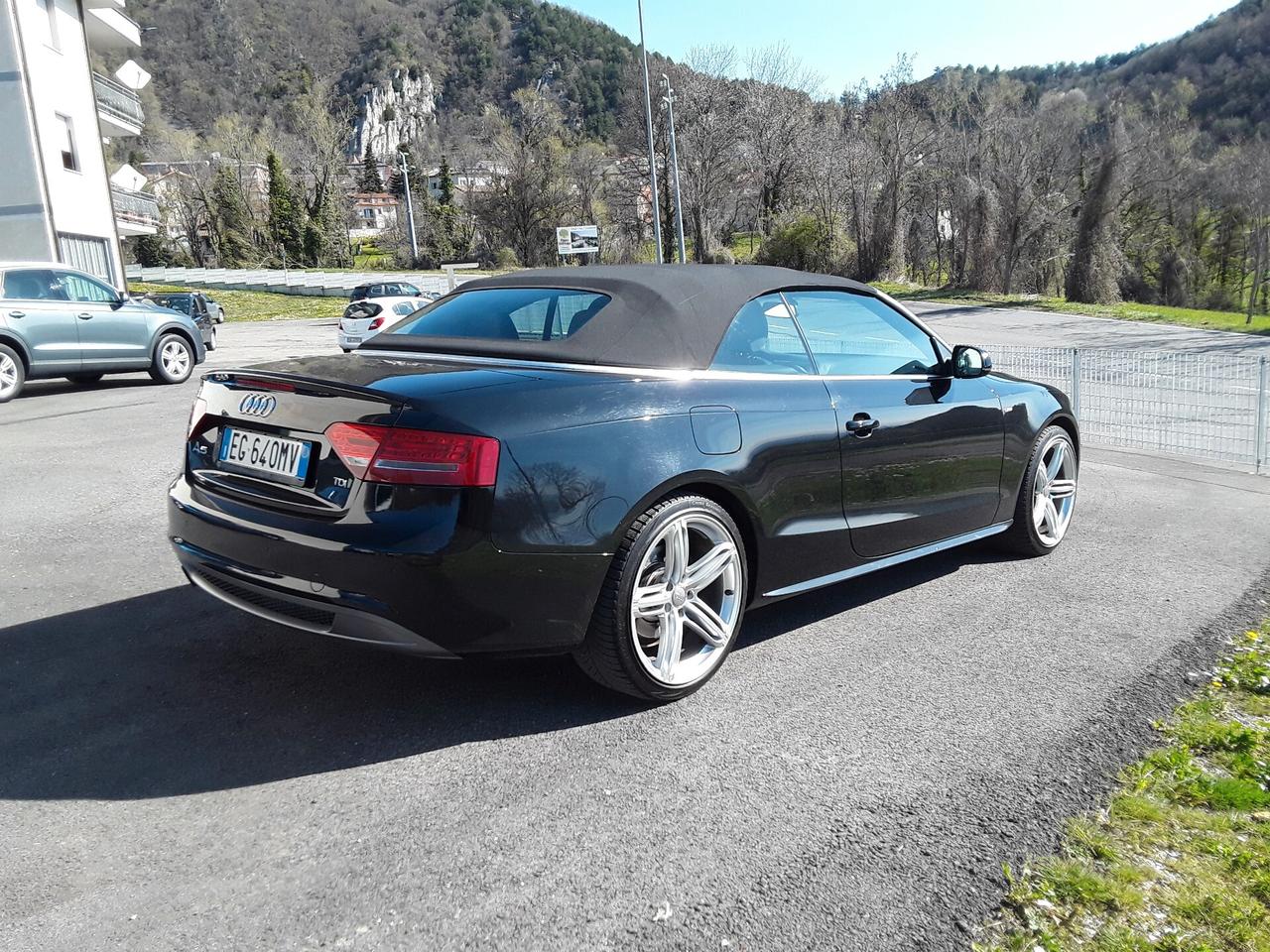 Audi A5 Cabrio 2.0 TDI F.AP. Ambiente