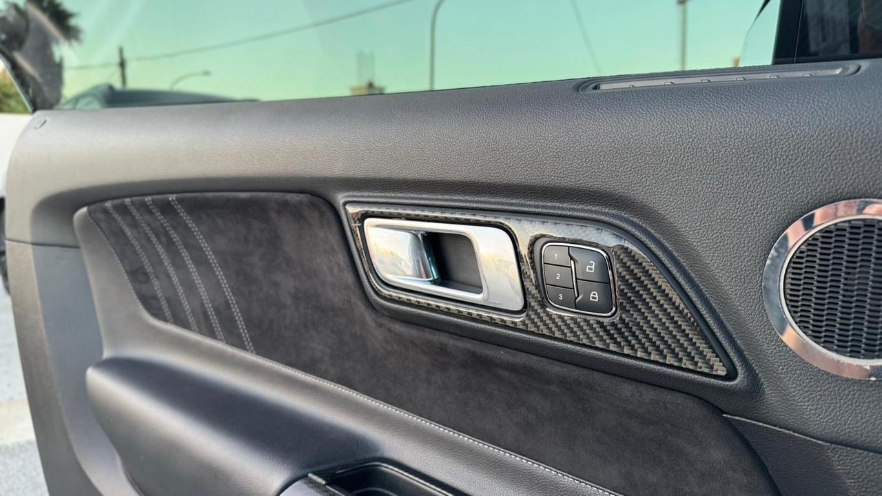 Ford Mustang Fastback 5.0 V8 TiVCT aut. GT