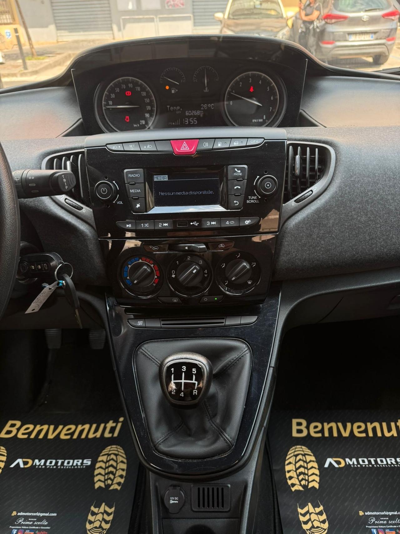 Lancia Ypsilon 1.2 69 CV 5 porte GPL Ecochic Gold