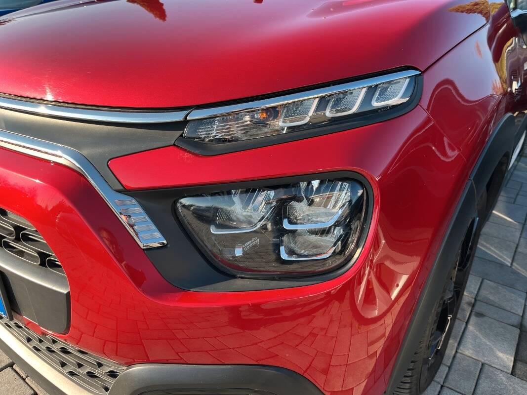 Citroen C3 1.2 puretech Shine s&s 83cv neopatentati