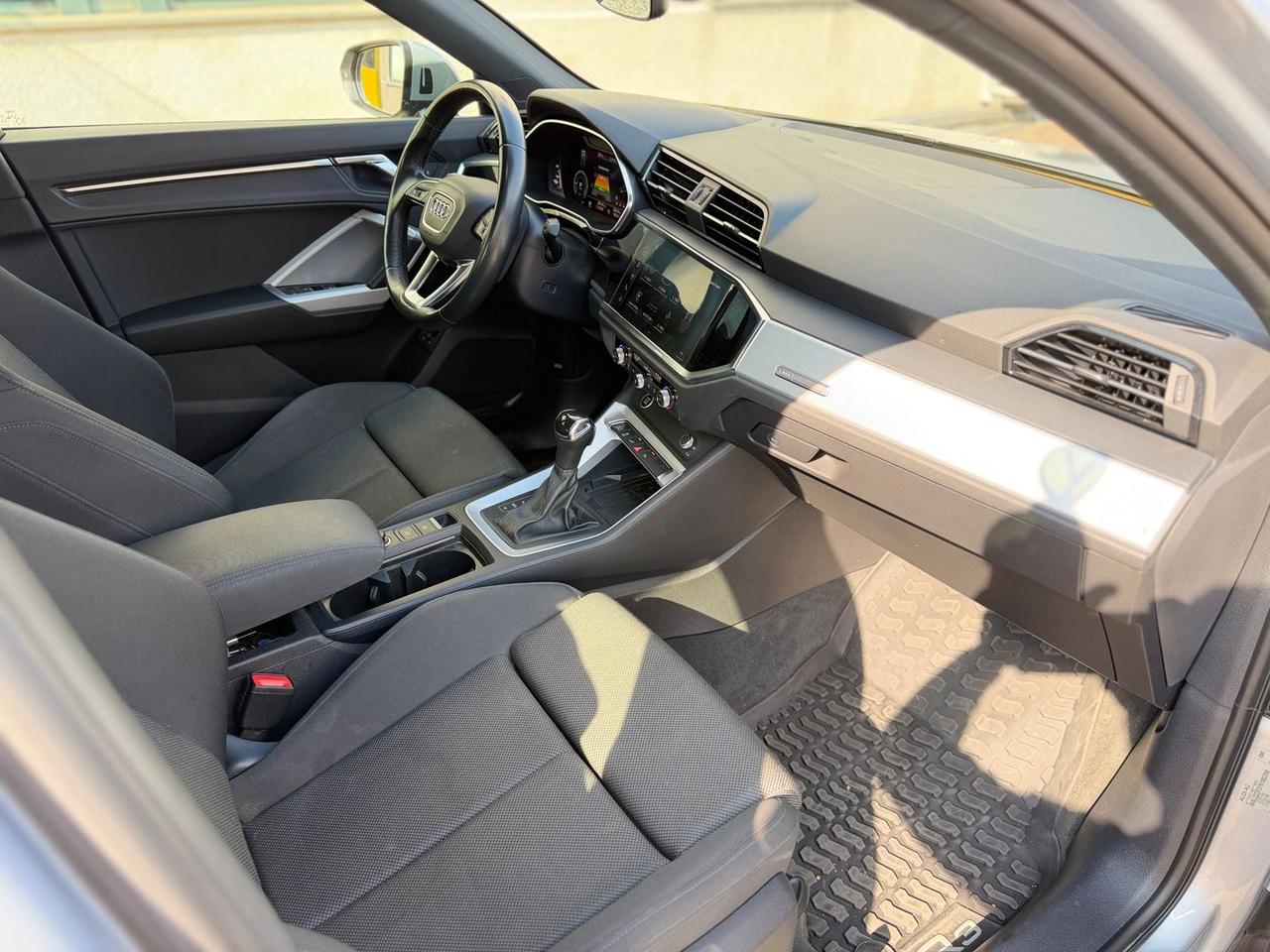 Audi Q3 Business Plus #50792
