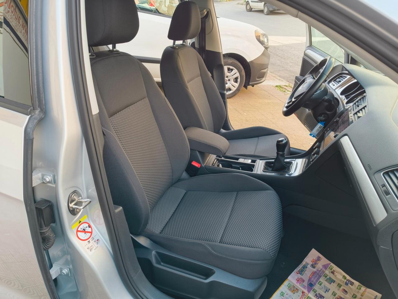 Volkswagen Golf 1.6 TDI 115 CV 5p. Business BlueMotion Technology