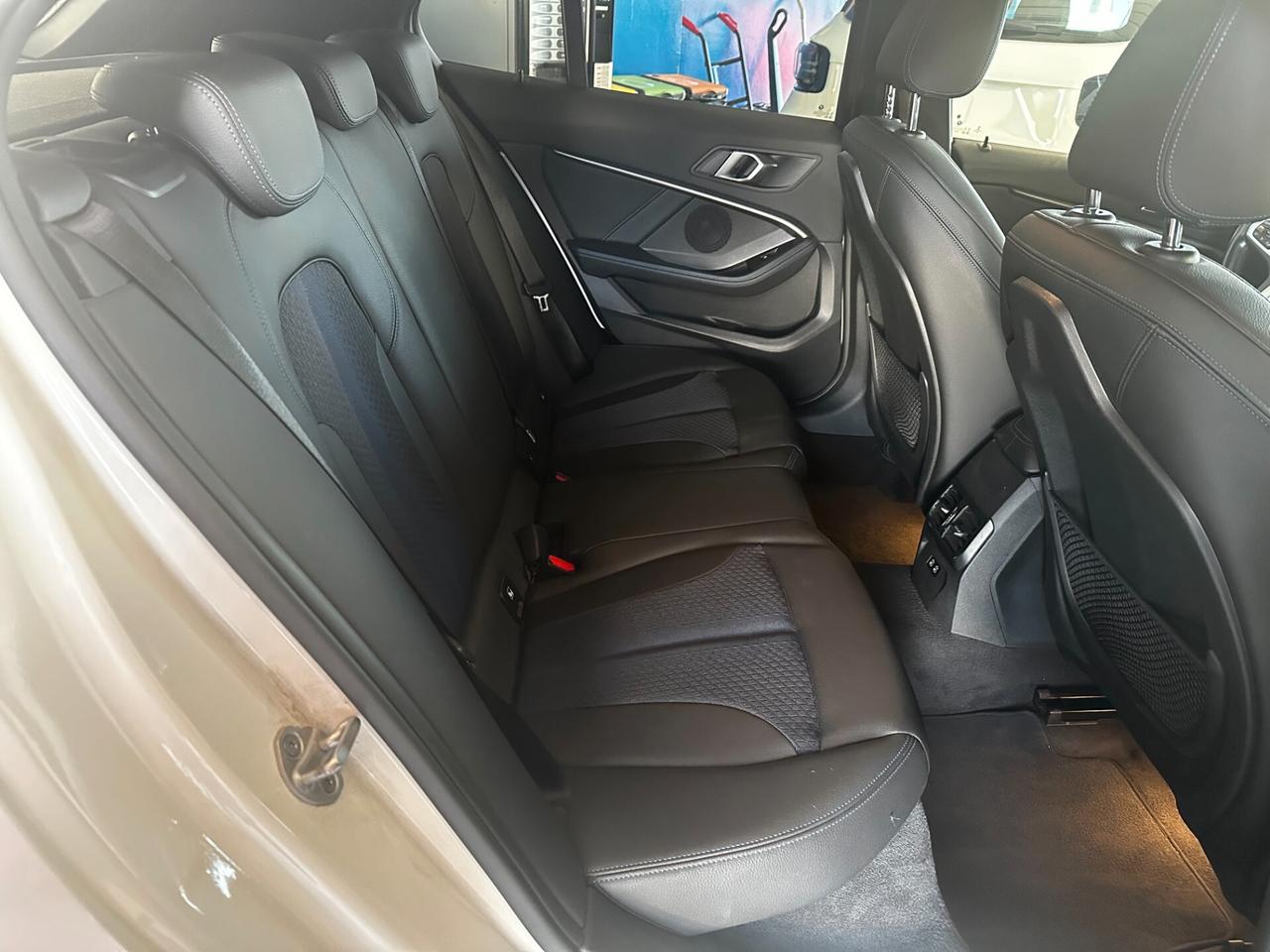 Bmw 120 120d 5p. Msport