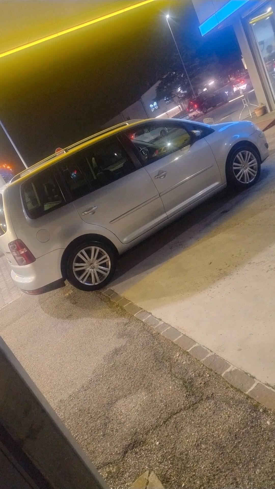 Volkswagen Touran 2.0 TDI 140 CV Highline