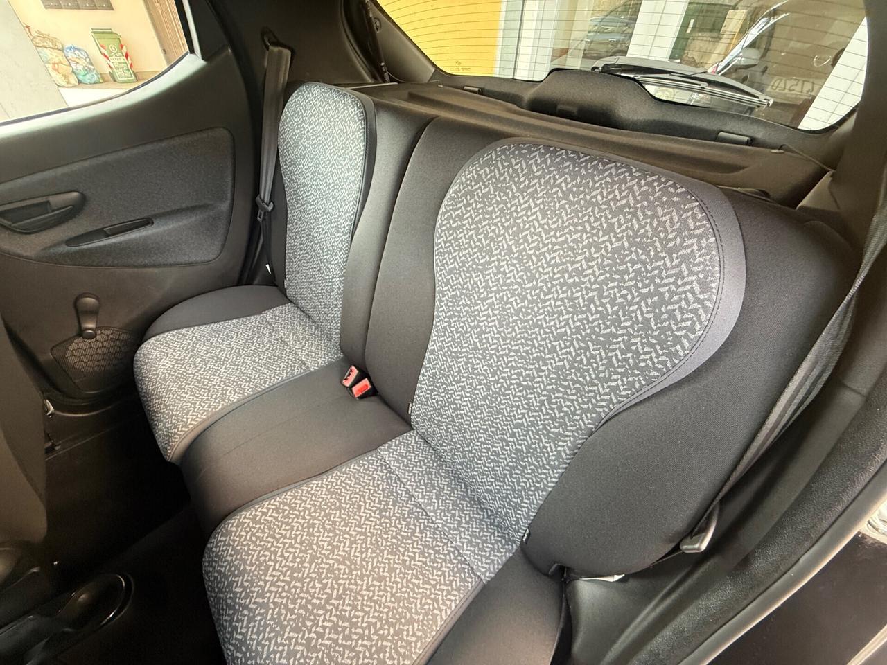 Lancia Ypsilon 2023 - 1.0 FireFly 5 porte S&S Hybrid Gold