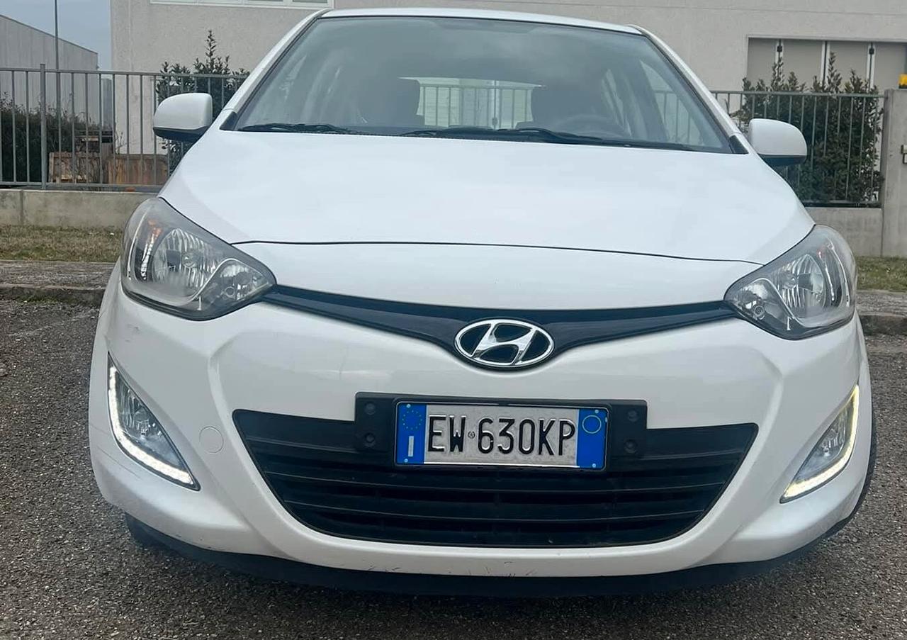 Hyundai i20 1.2 5p. Econext Sound Edition Gpl