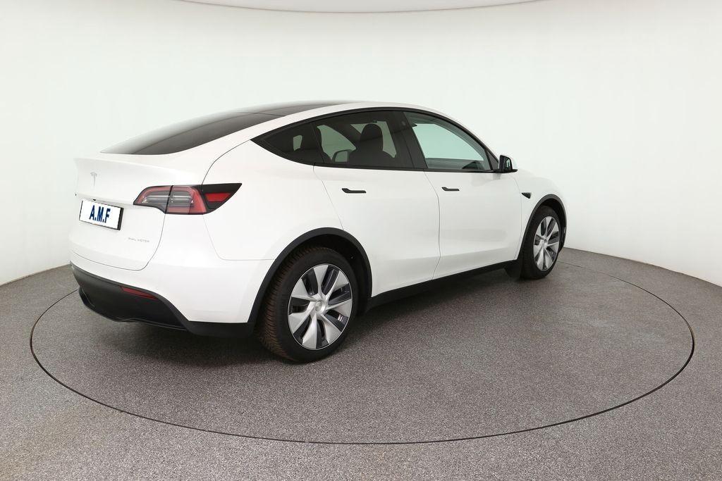 Tesla Model Y Long Range AWD dual motor