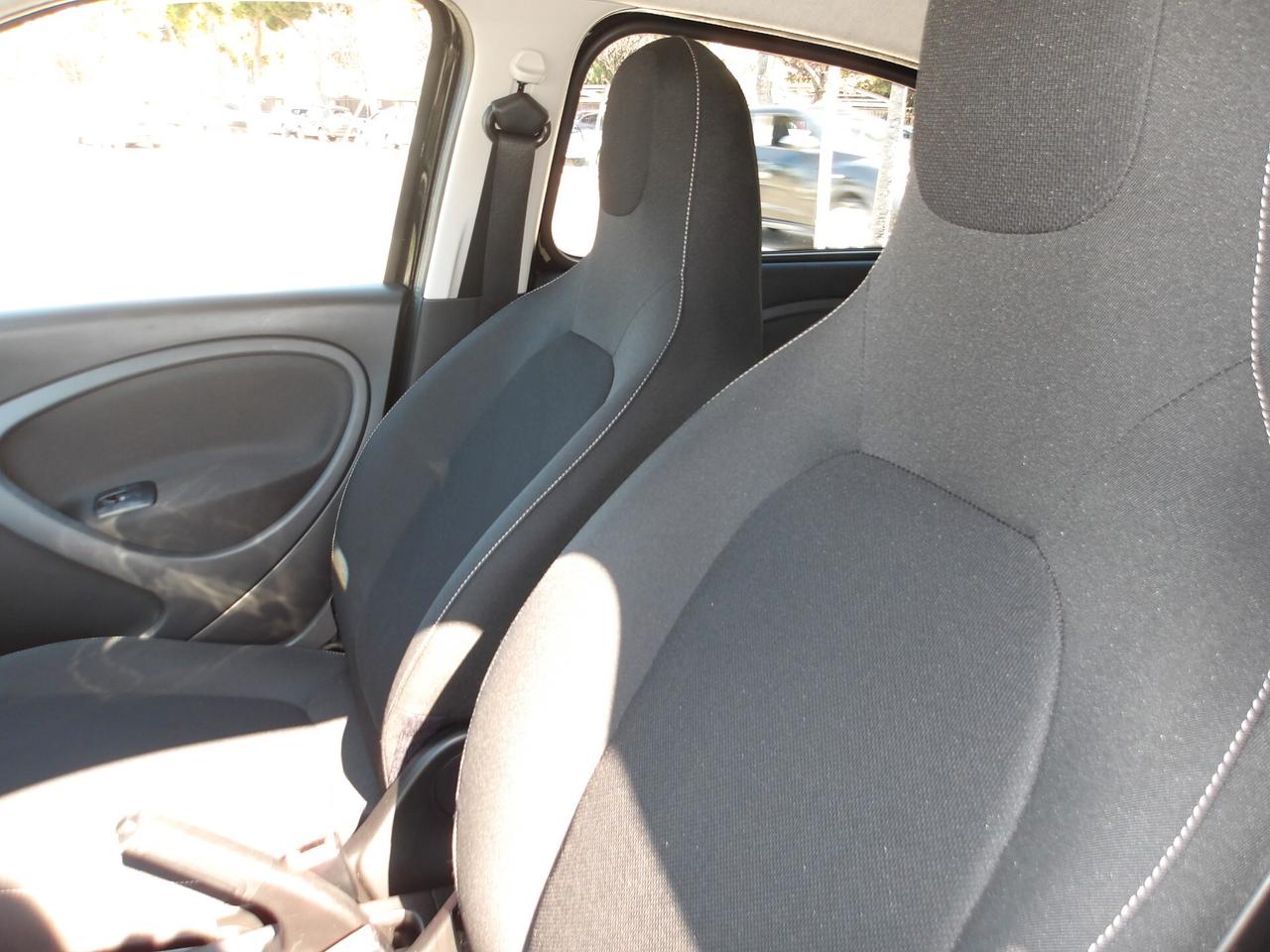 SMART FORFOUR 1.0 BENZ-GARANZIA FULL
