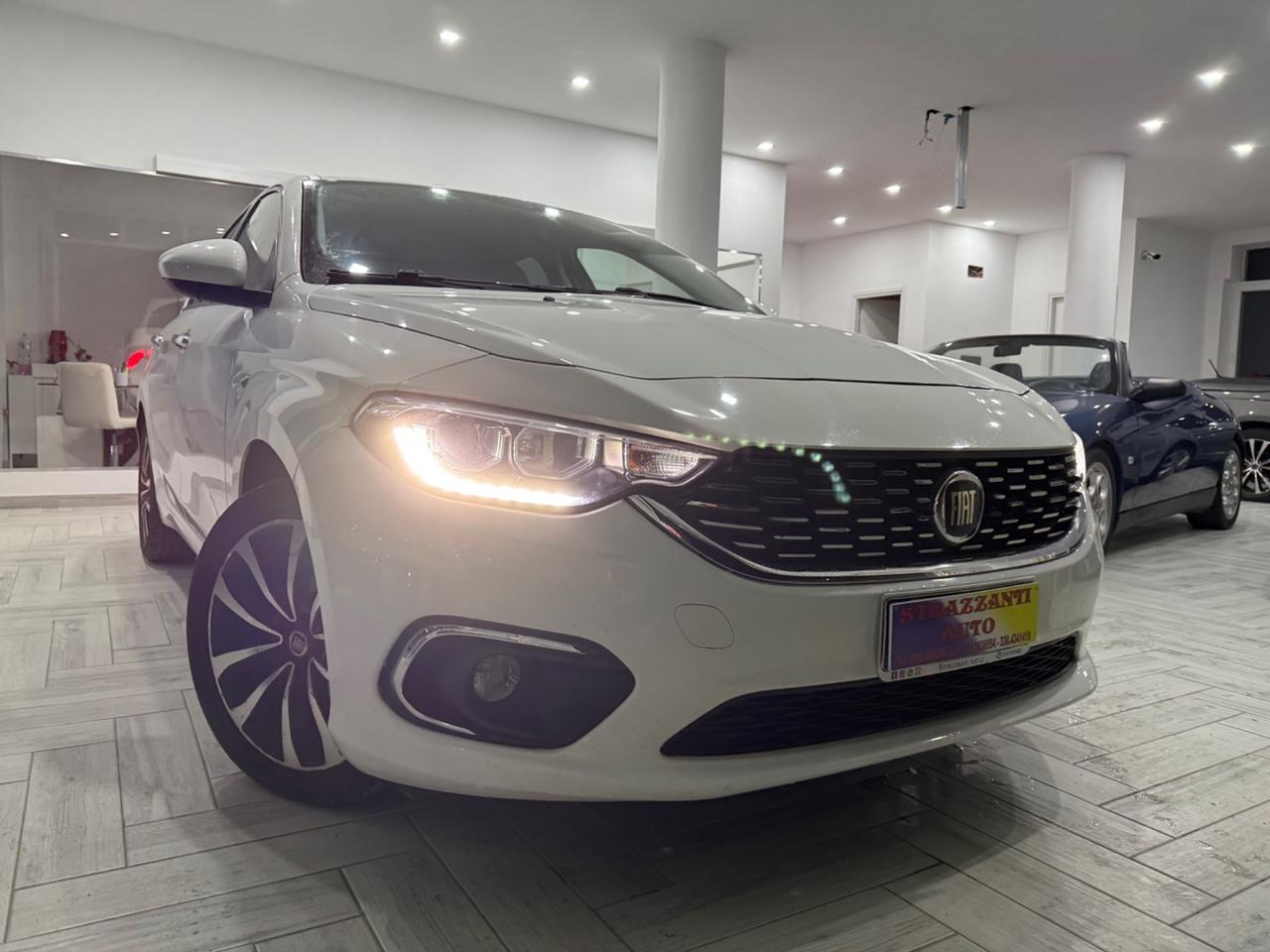 Fiat Tipo 1.6 Mjt 120cv 5P LOUNGE LED/R17 DA VETRINA2019