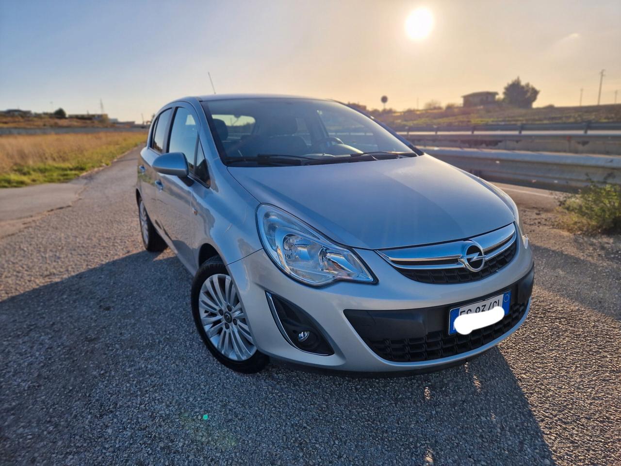 Opel Corsa 1.2 85CV 5 porte GPL-TECH Edition