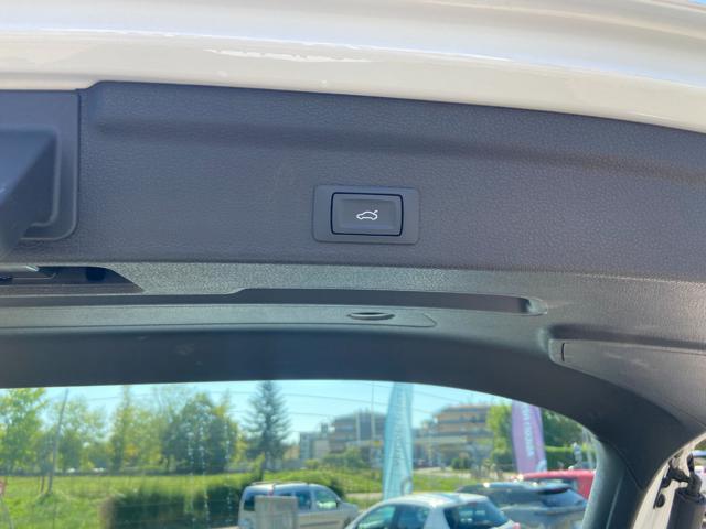 AUDI Q3 *PROMO* SPB 35 TDI S tronic Business Plus