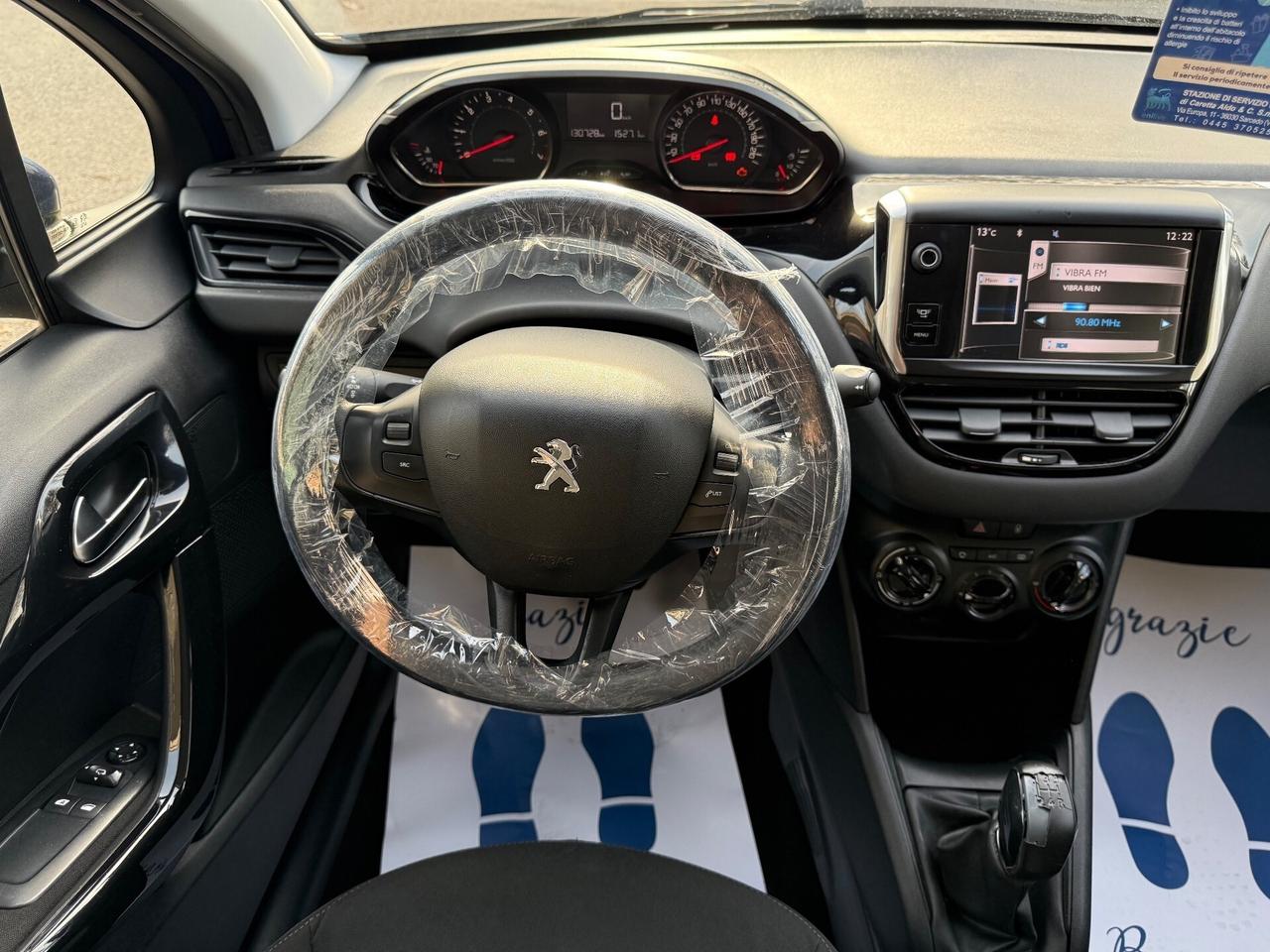 Peugeot 208 1.4 VTi 95 CV 5p - Neopatentati