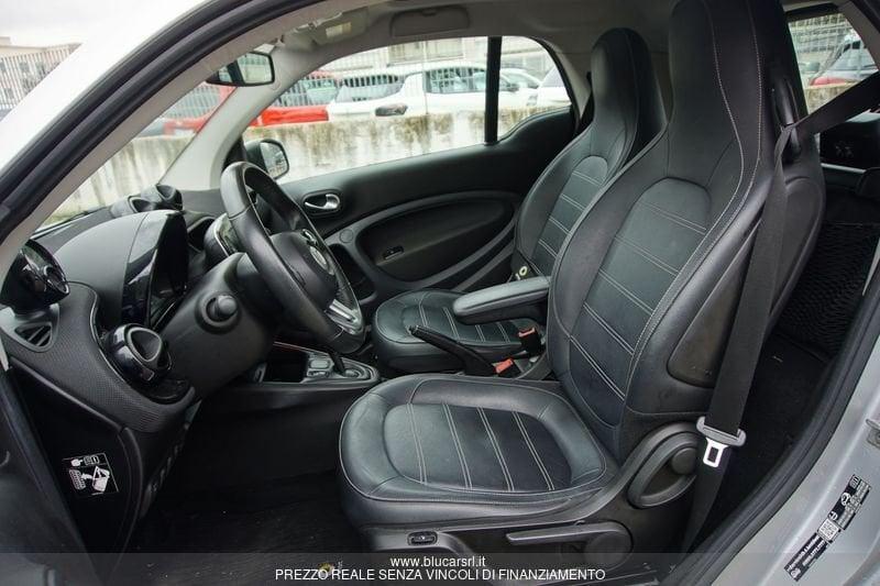 smart EQ Fortwo EQ 60kW edition one(22kW)