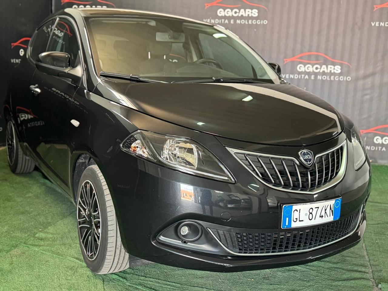 Lancia Ypsilon 1.0 FireFly 5 porte S&S Hybrid Ecochic Gold