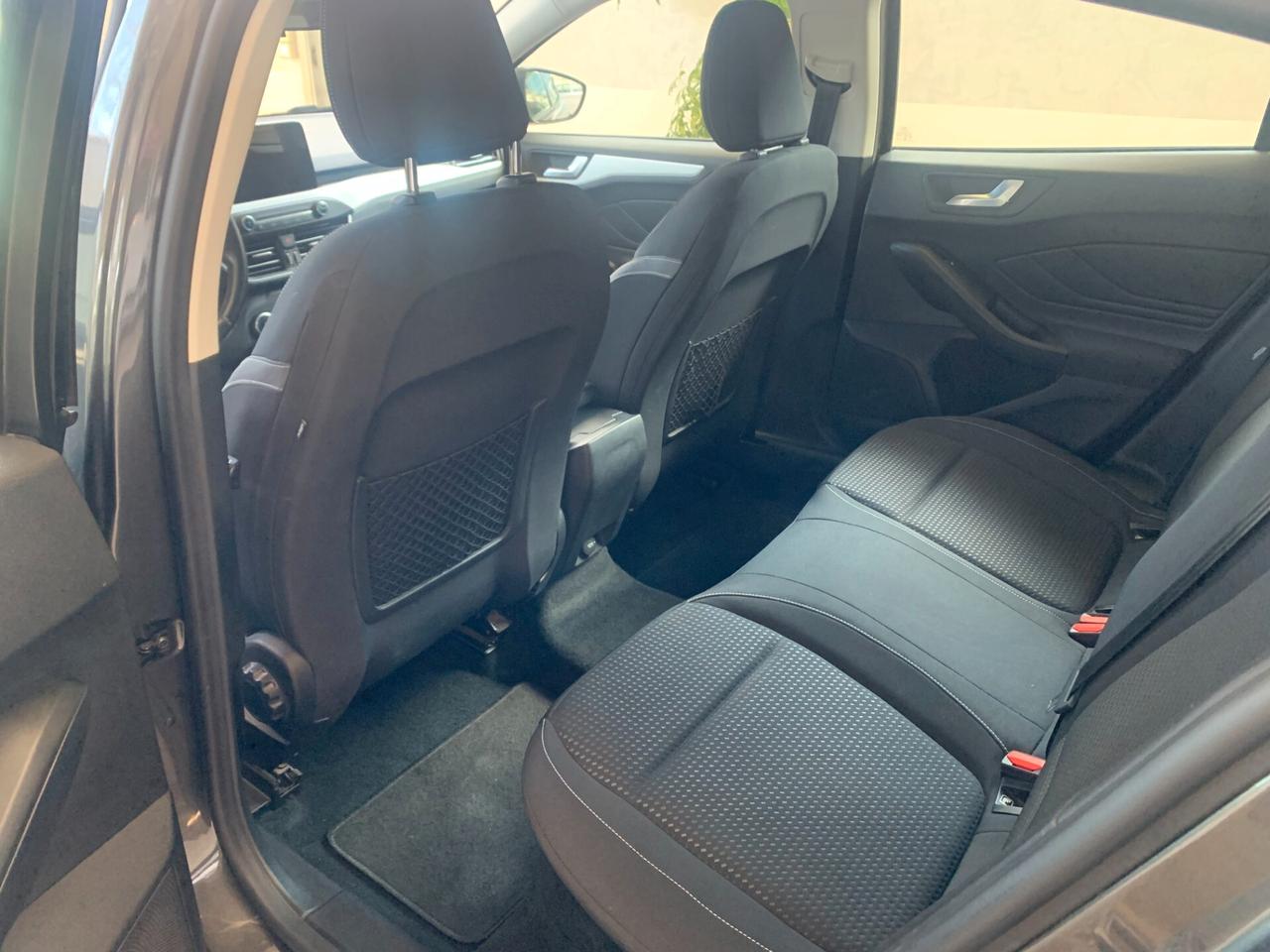 Ford Focus 1.0 EcoBoost 100 CV Plus