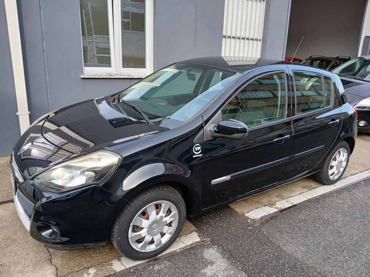 Renault Clio 1.2 16V 5 porte GPL Dynamique*NEOPATENTATI*EURO5