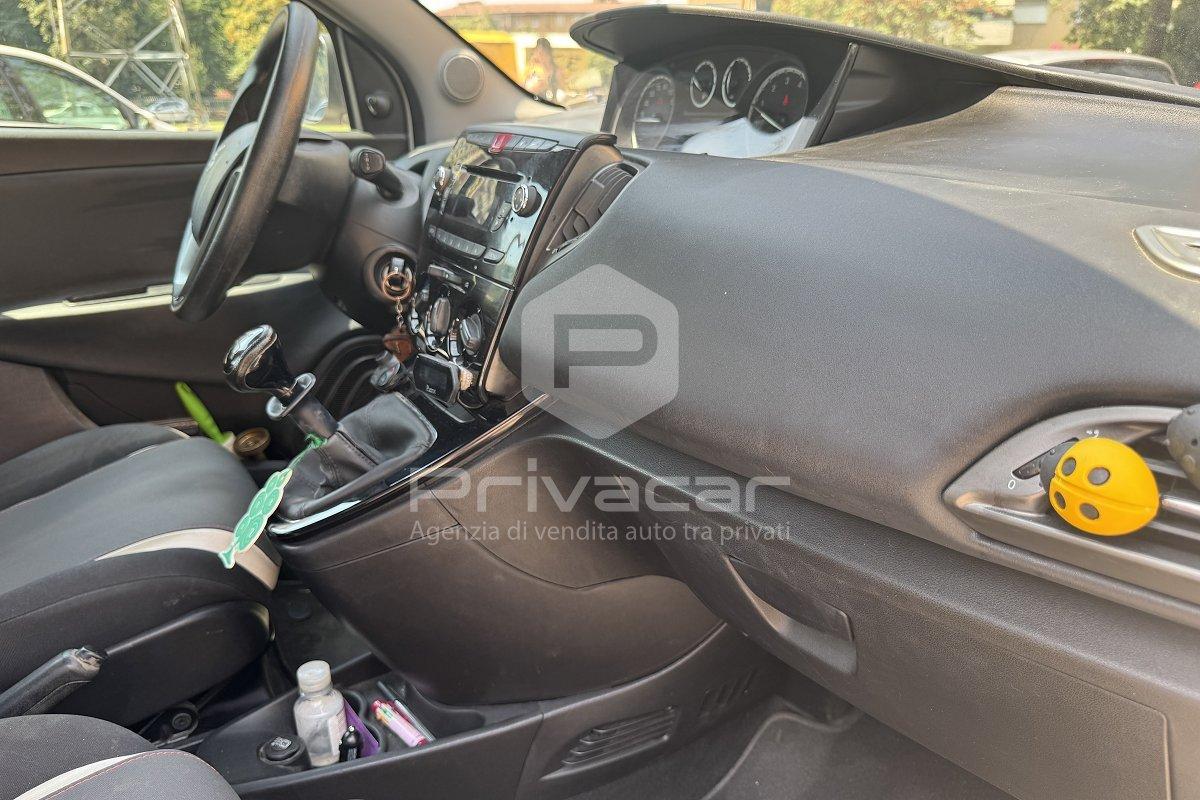 LANCIA Ypsilon 1.2 69 CV 5 porte GPL Ecochic Elefantino