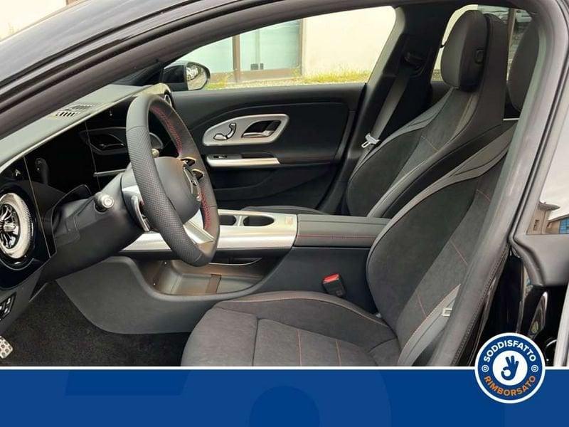 Mercedes-Benz CLA 200 Automatic Coupé AMG Line Premium
