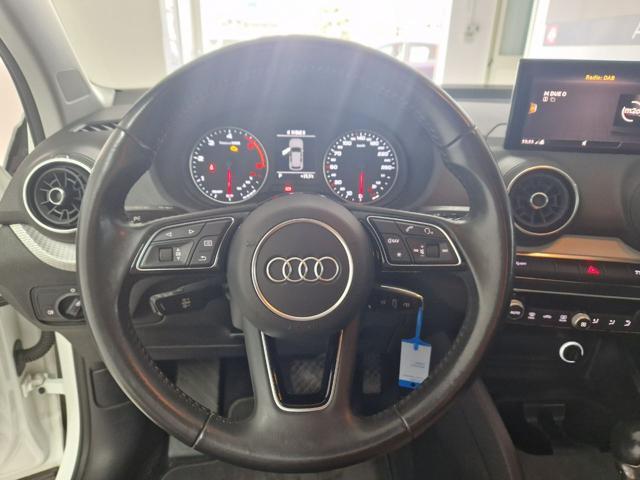 AUDI Q2 30 TDI S tronic Business