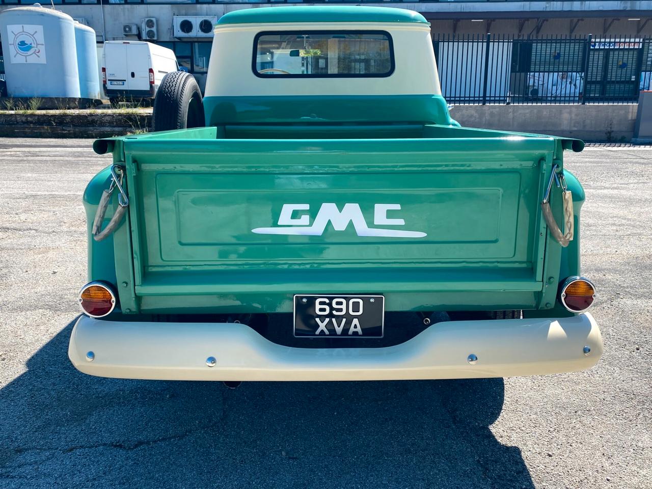 GMC 100 PICK UP