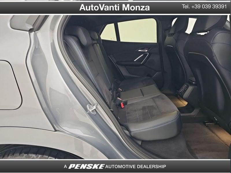 BMW iX2 eDrive 20 M Sport