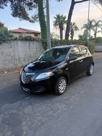 Lancia Ypsilon 1.2 69 CV 5 porte Mya