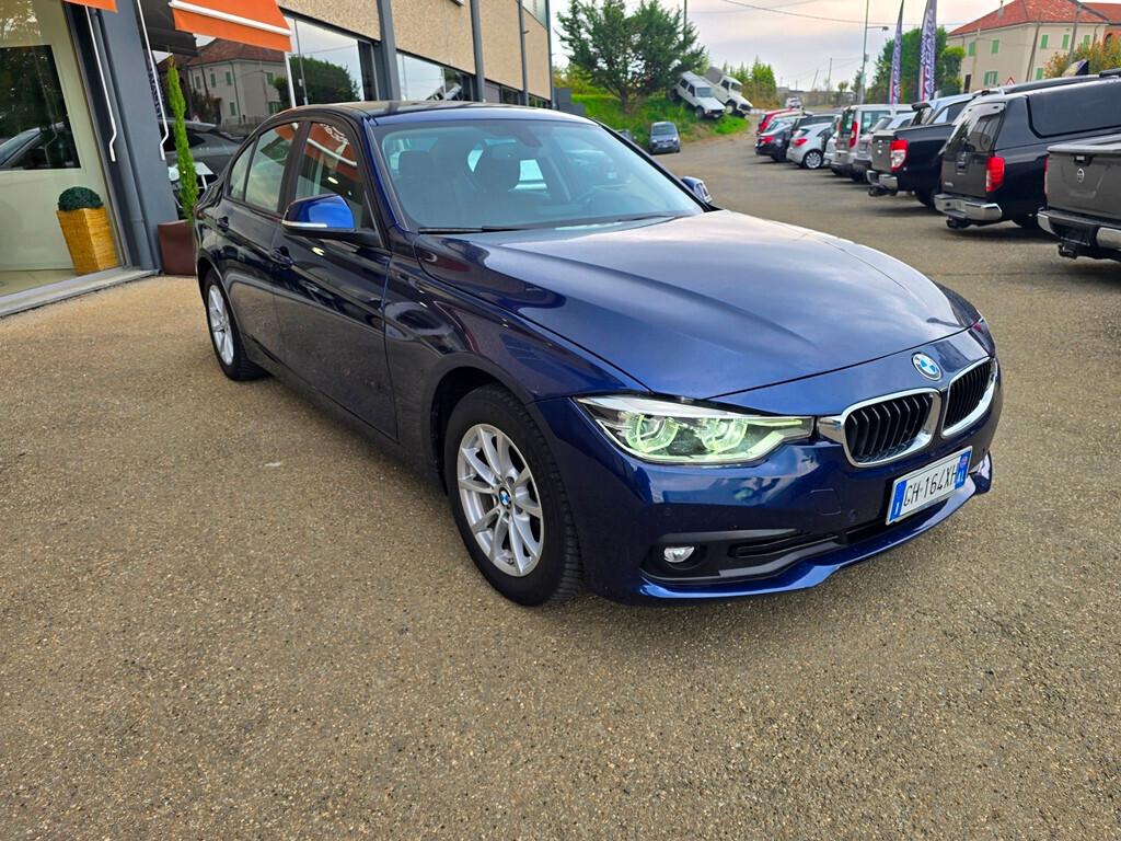 Bmw 318 318d BERLINA LUXURY DA VETRINA!