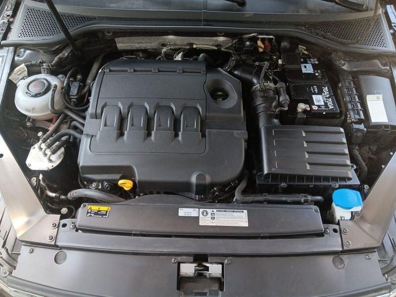 Volkswagen Passat Variant 2.0 TDI 190 CV SCR DSG Executive BMT
