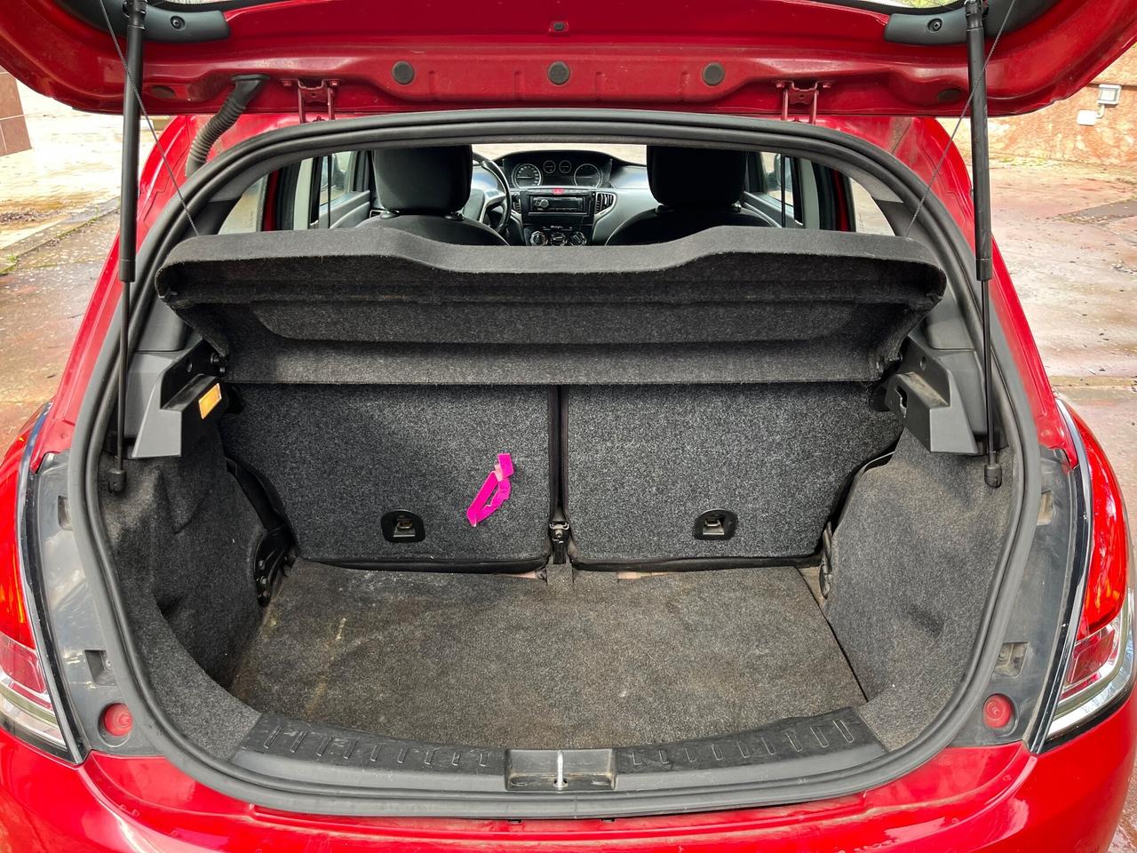 Lancia Ypsilon 1.2 - 2015