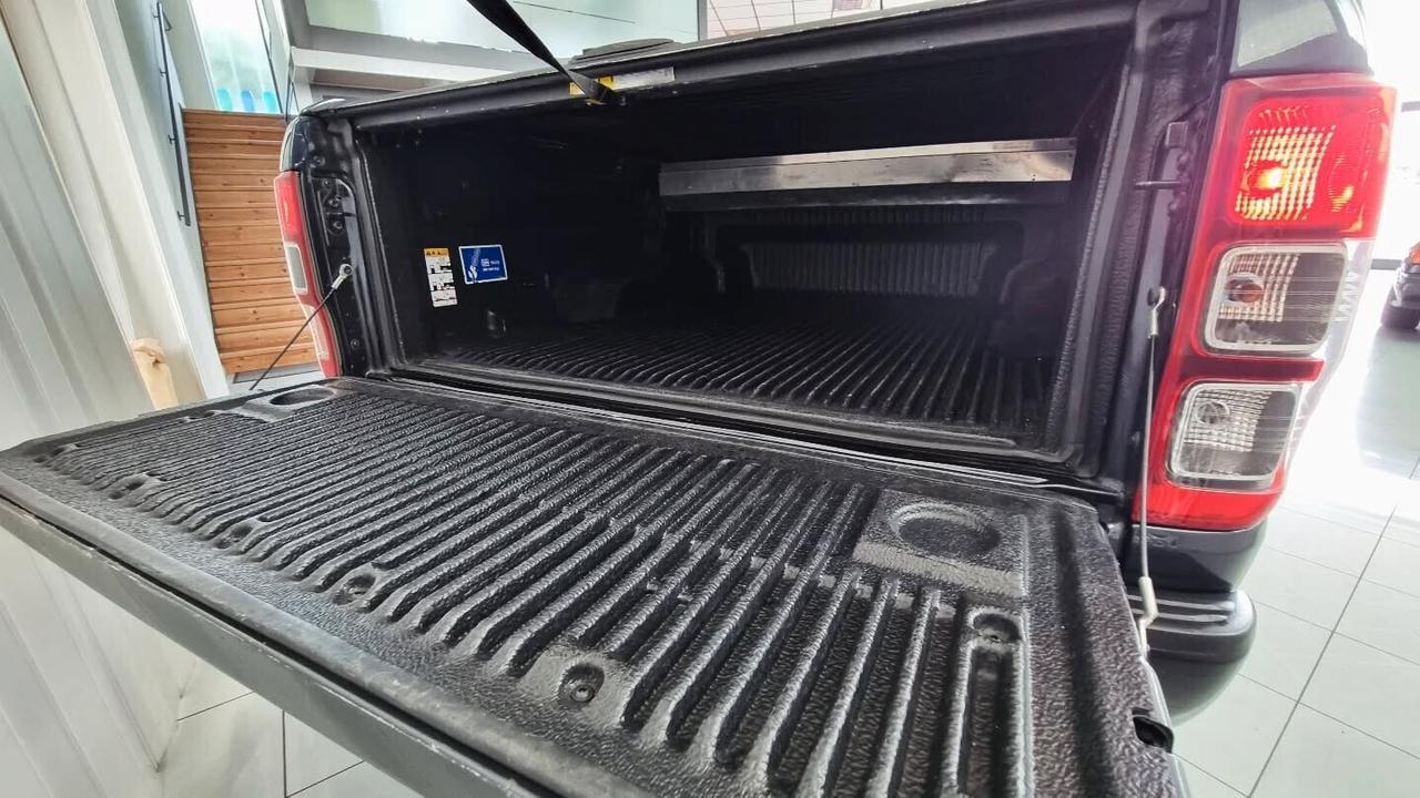 Ford RangerThunder 2.0Biturbo 213CV SERIE LIMITATA