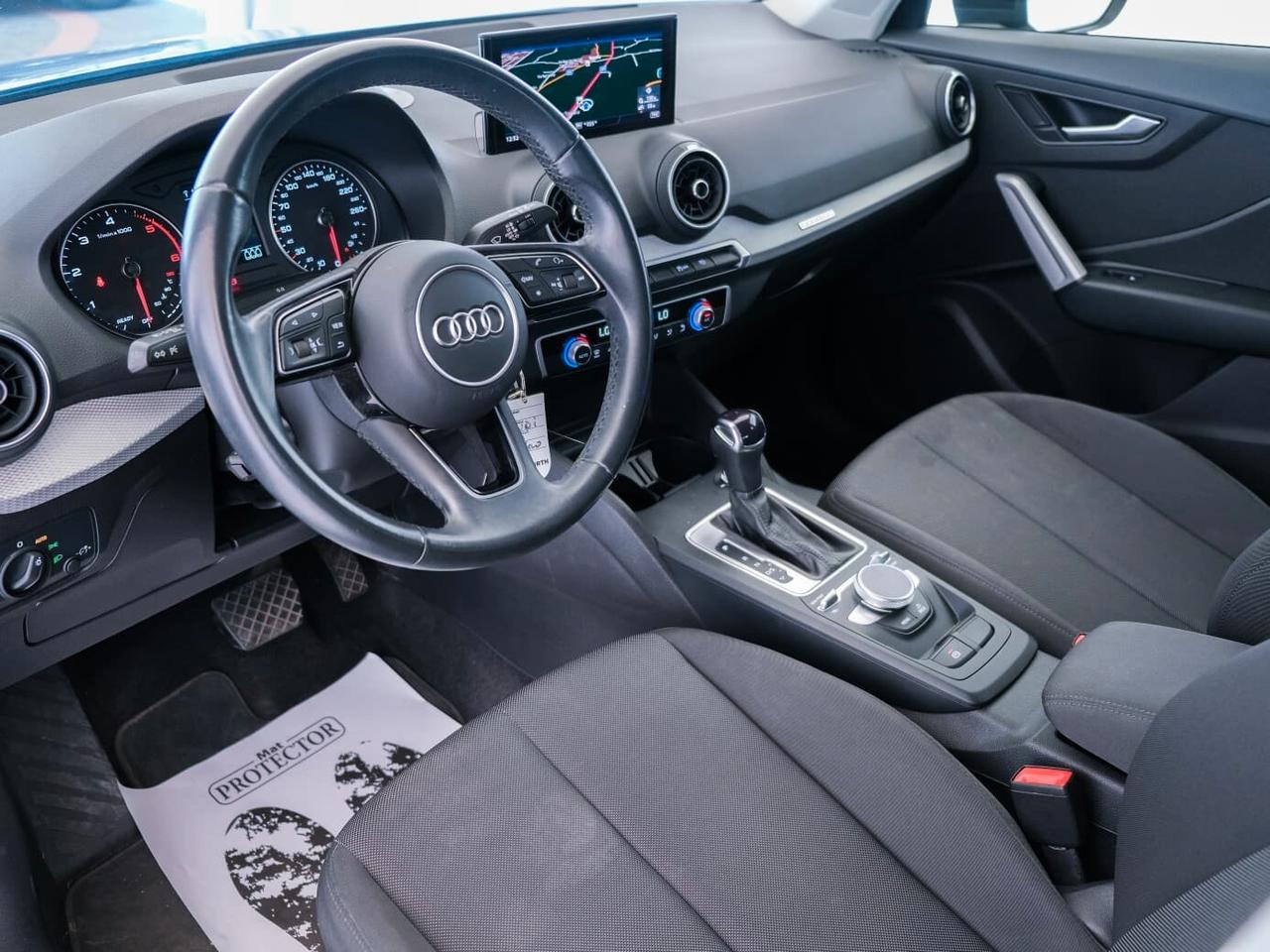Audi Q2 35 TDI quattro S tronic Business